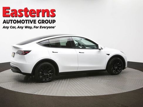 Used 2023 Tesla Model Y Long Range image 40