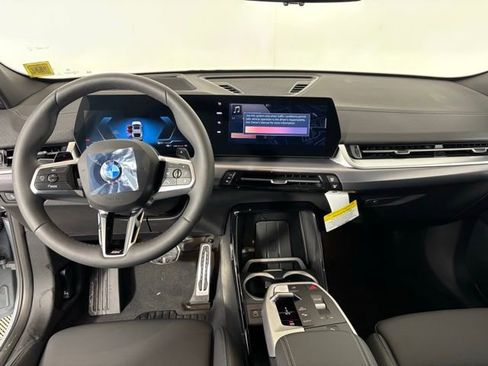 New 2026 BMW X2 xDrive28i w/ Technology Package AWD/4WD image 13