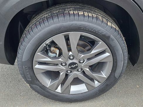 Used 2023 Kia Seltos S AWD/4WD image 9