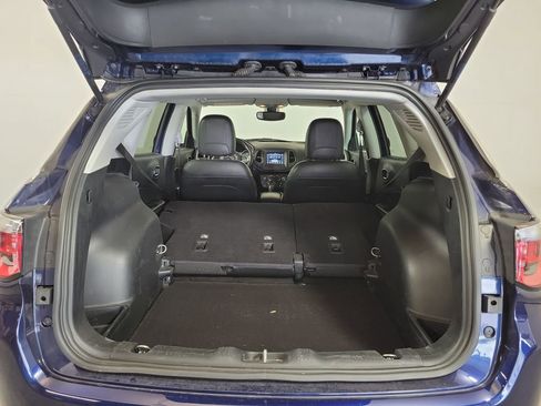 Used 2021 Jeep Compass Latitude w/ Convenience Group image 31