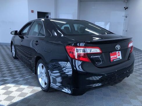 Used 2013 Toyota Camry SE image 13