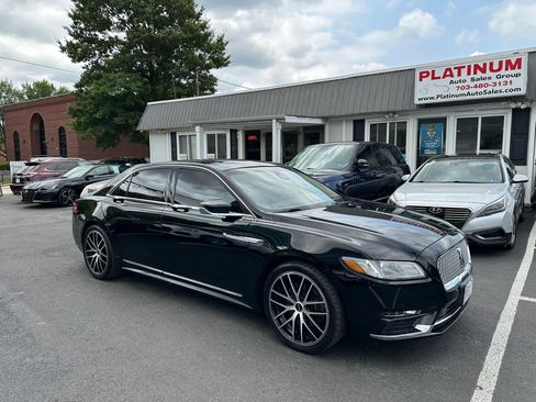 Used 2017 Lincoln Continental Select w/ Climate Package FWD image 1