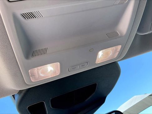 Used 2021 Ford Escape SE w/ Convenience Package FWD image 32