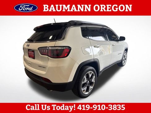 Used 2018 Jeep Compass Limited AWD/4WD image 3