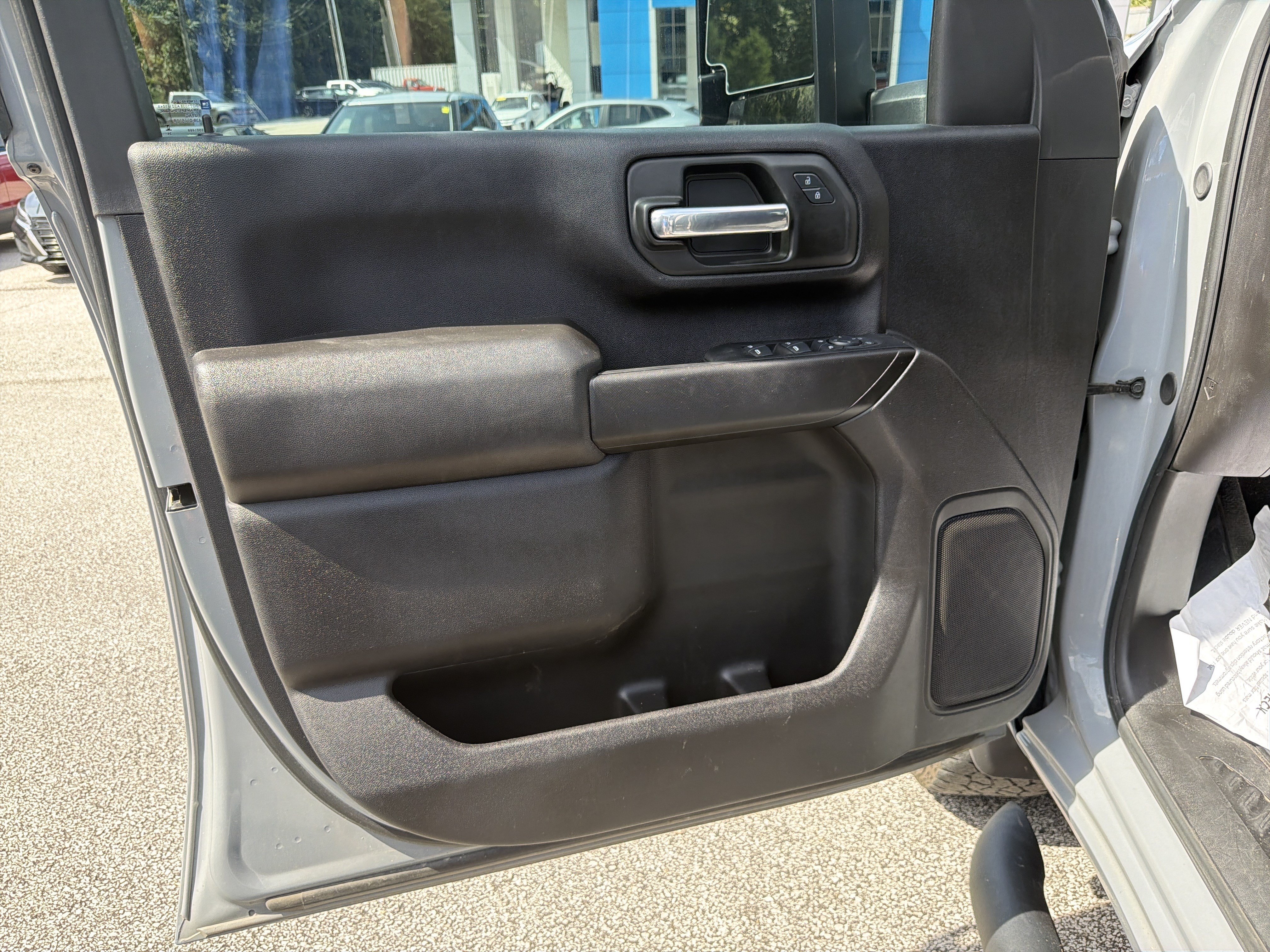 Certified 2025 Chevrolet Silverado 2500 Custom w/ Custom Value Package AWD/4WD image 15