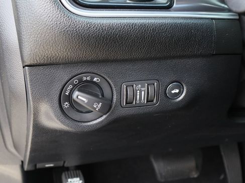 Used 2019 Dodge Challenger GT w/ Plus Package RWD image 12