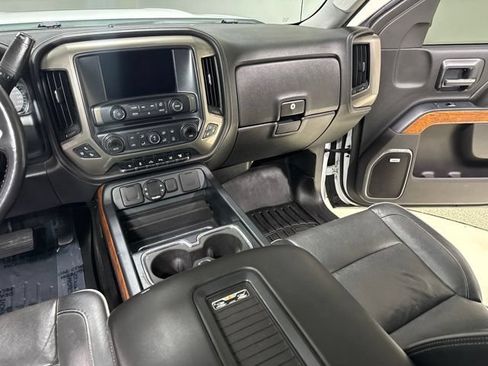 Used 2017 Chevrolet Silverado 2500 High Country w/ Duramax Plus Package AWD/4WD image 24