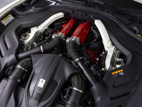 Certified 2024 Ferrari Roma Spider RWD image 61