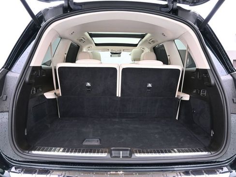 Used 2021 Mercedes-Benz GLS 450 4MATIC image 34