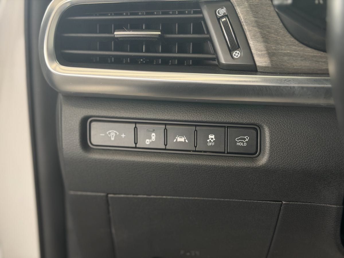 Used 2022 Kia Telluride SX w/ SX Prestige Package AWD/4WD image 35