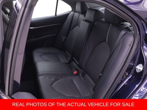 Used 2021 Toyota Camry XSE FWD image 10