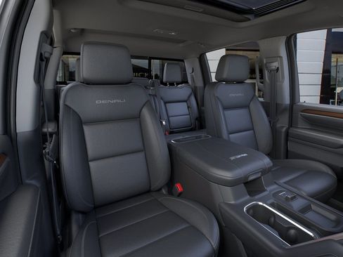 New 2026 GMC Sierra 2500 Denali w/ Denali Reserve Package AWD/4WD image 16