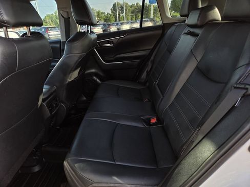 Used 2022 Toyota RAV4 XLE Premium FWD image 18