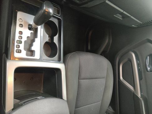 Used 2015 Nissan Titan SV w/ SV Value Truck Package AWD/4WD image 26