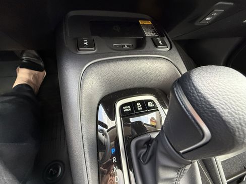 New 2026 Toyota Corolla XLE FWD image 30