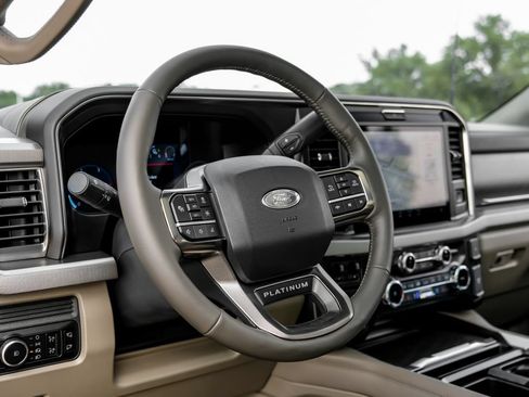 Used 2026 Ford F450 Platinum w/ Platinum Plus Package AWD/4WD image 19