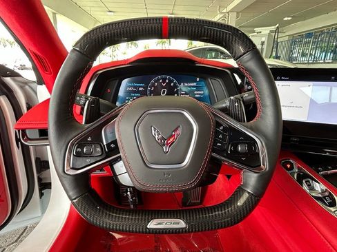 Used 2024 Chevrolet Corvette Z06 w/ Z07 Performance Package RWD image 15