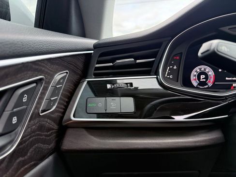 Used 2020 Audi Q8 Premium Plus w/ Premium Plus Package image 13
