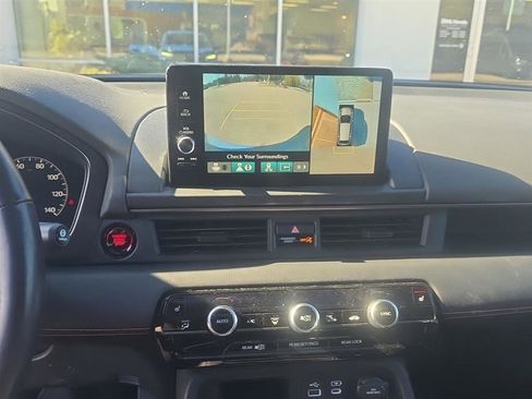 Used 2023 Honda Pilot TrailSport image 8