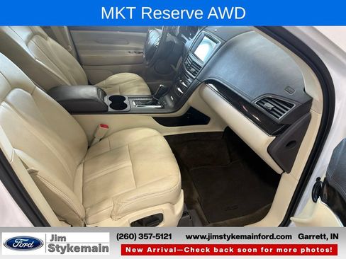 Used 2018 Lincoln MKT AWD w/ Technology Package image 45
