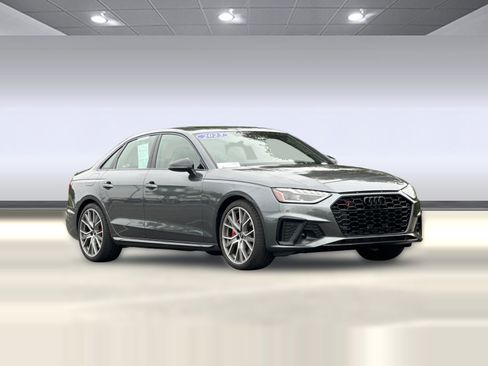 Used 2023 Audi S4 Premium Plus image 6