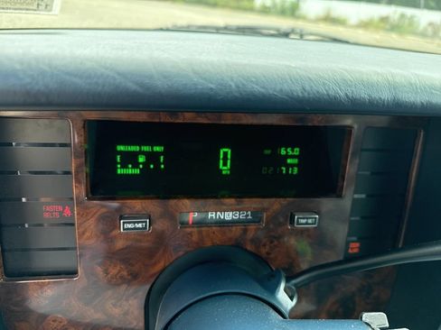 Used 1995 Cadillac Fleetwood Brougham RWD image 49