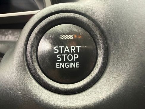 Used 2014 MAZDA MAZDA3 i Touring FWD image 26