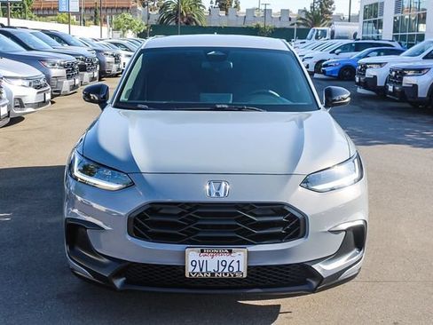 Used 2023 Honda HR-V Sport image 2