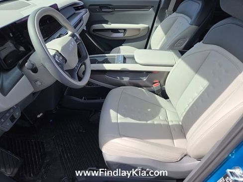 New 2026 Kia EV9 Wind image 10
