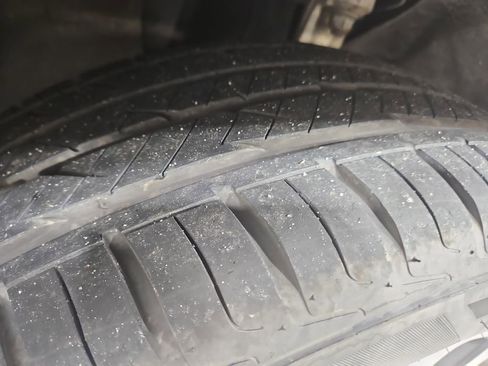 Used 2018 Jeep Grand Cherokee Altitude AWD/4WD image 28