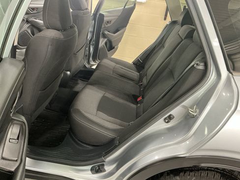 Used 2020 Subaru Outback AWD/4WD image 13