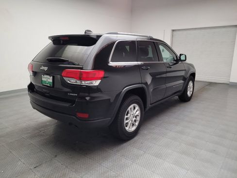 Used 2019 Jeep Grand Cherokee Laredo RWD image 9