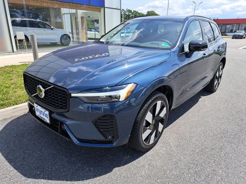 New 2025 Volvo XC60 T8 Plus w/ Protection Package Premier image 2