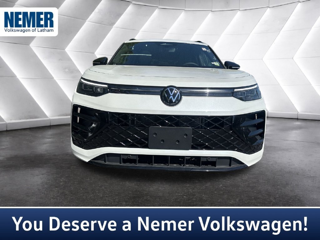 New 2026 Volkswagen Tiguan SE R-Line AWD/4WD image 5