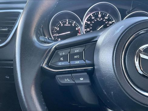 Used 2023 MAZDA CX-9 Touring image 18