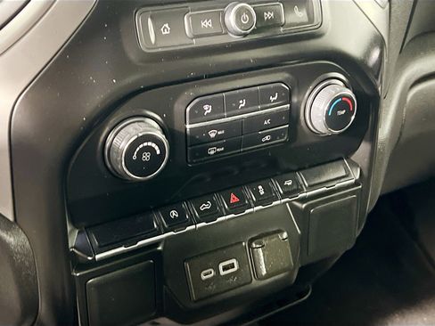 Used 2022 Chevrolet Silverado 1500 Custom RWD image 25