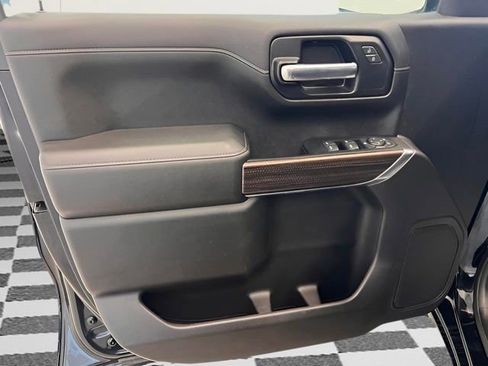 Used 2022 Chevrolet Silverado 1500 LT image 11