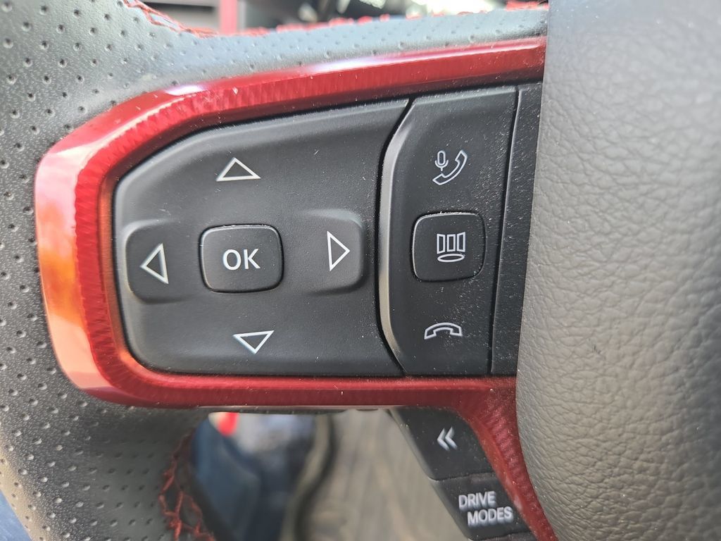 Used 2025 RAM 1500 Rebel AWD/4WD image 31