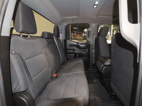 Used 2020 Chevrolet Silverado 1500 Custom w/ Custom Value Package image 15