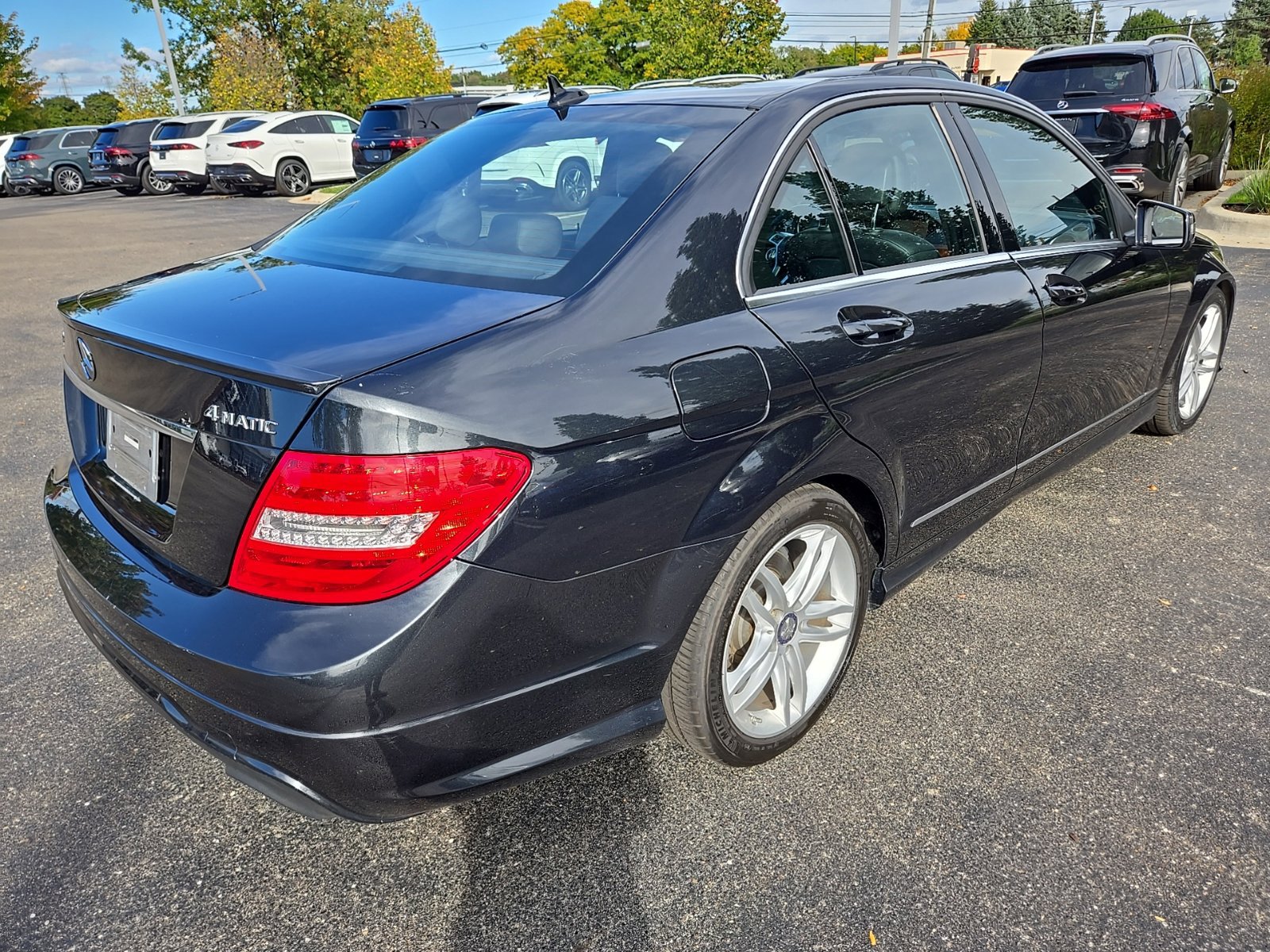 Used 2012 Mercedes-Benz C 300 4MATIC Sedan image 6