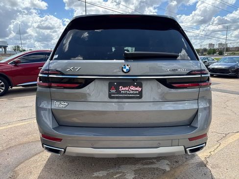 Used 2025 BMW X7 xDrive40i AWD/4WD image 5