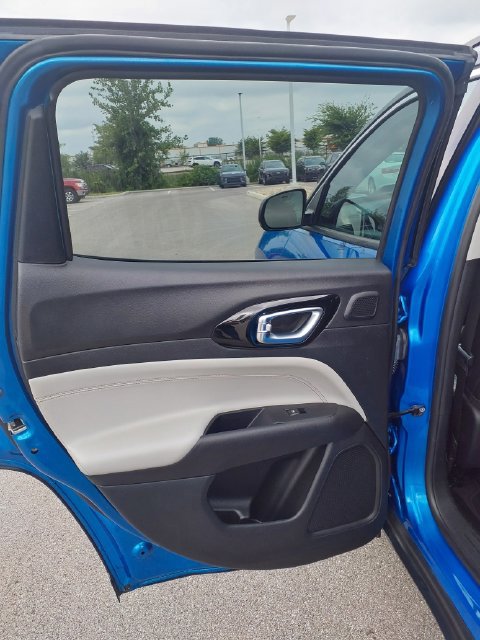 Used 2022 Jeep Compass Limited w/ Sun and Sound Group AWD/4WD image 19