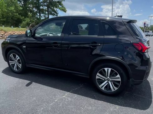 Used 2025 Mitsubishi Outlander Sport AWD image 6