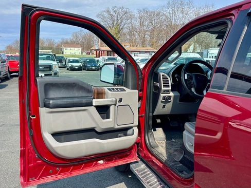 Used 2016 Ford F150 Lariat w/ Equipment Group 502A Luxury image 12