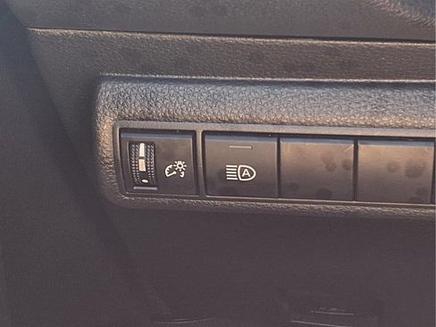 Used 2024 Toyota Corolla LE FWD image 23