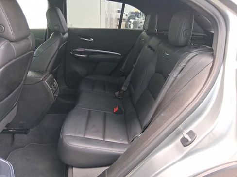Used 2023 Cadillac XT4 Luxury w/ Cold Weather Package image 18