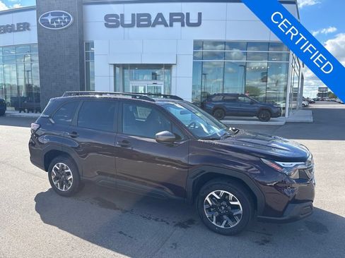 Used 2026 Subaru Forester Premium AWD/4WD image 2