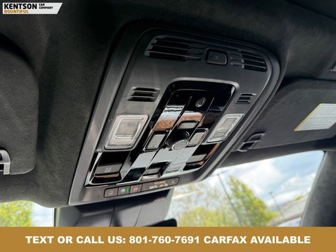 Used 2025 Cadillac Escalade ESV Sport Platinum AWD/4WD image 27