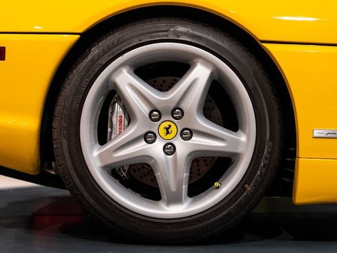 Used 1998 Ferrari F355 Berlinetta RWD image 14
