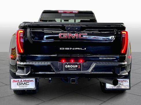 Used 2025 GMC Sierra 3500 Denali w/ Denali Reserve Package image 4